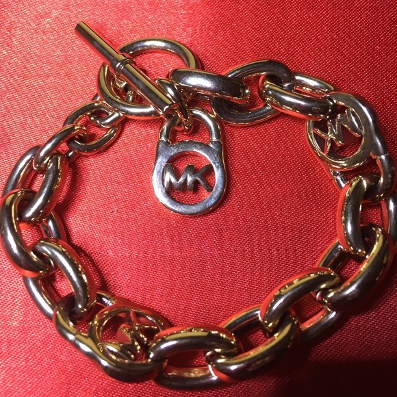 Michael Kors MK Fulton Toggle Link Bracelet - Picture 2 of 3